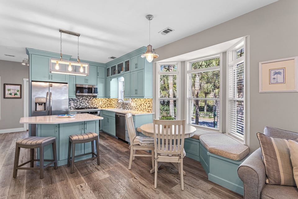 Redfish Cottage Dining