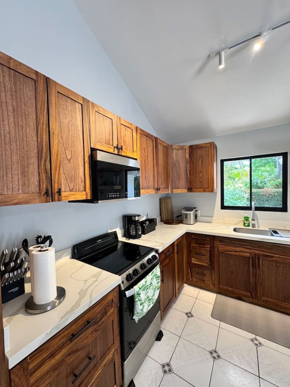 Fully equipped kitchen with everything you need to cook comfortably during your stay
