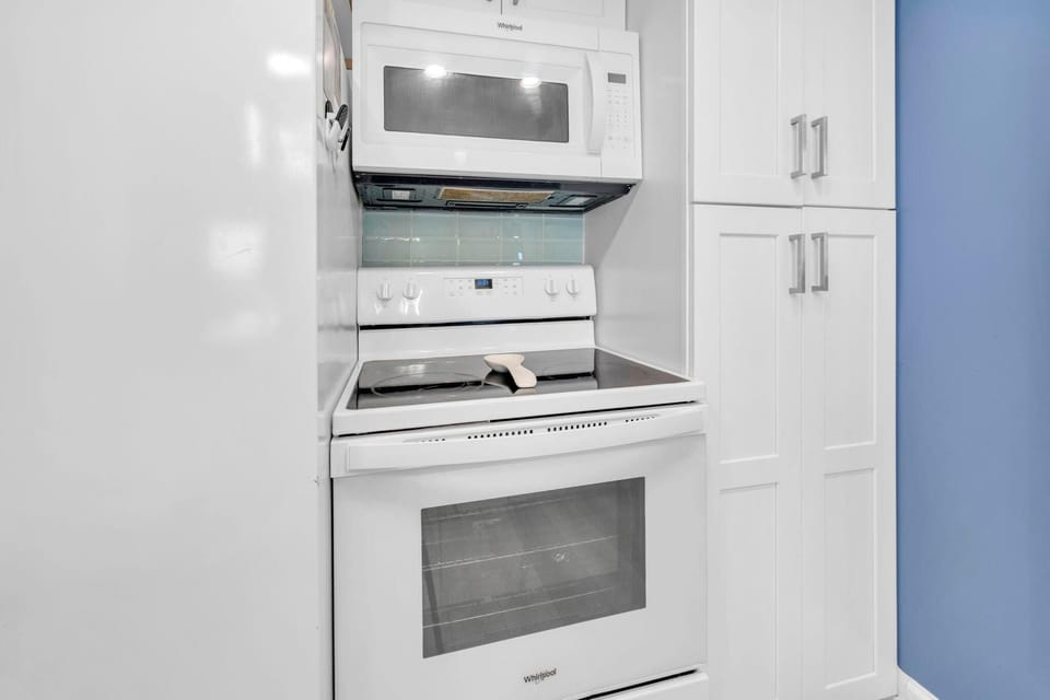 House, Multiple Beds (Seagull Villas #3) | Private kitchen