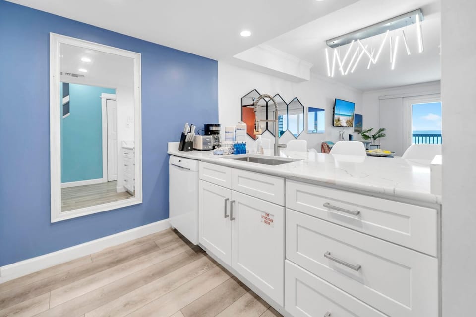 House, Multiple Beds (Seagull Villas #3) | Private kitchen