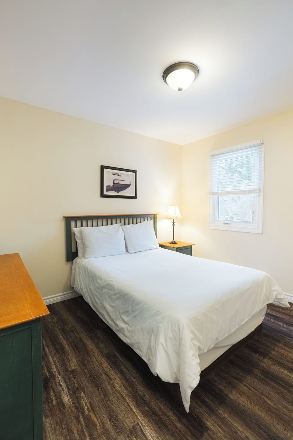 Cottage, 2 Bedrooms | Desk, iron/ironing board, free WiFi, bed sheets