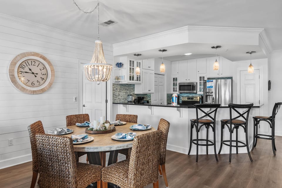 Condo, Multiple Beds (Pavilion Palms 103B) | Dining