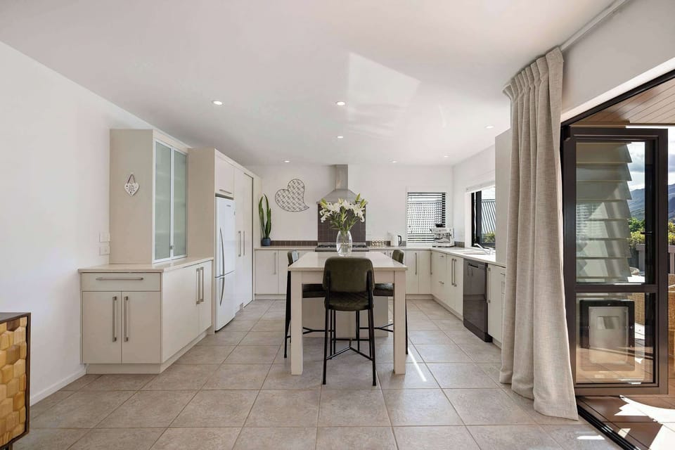 Fully equipped kitchen with complimentary condiments and all the utensils you'll need to cook a great meal.