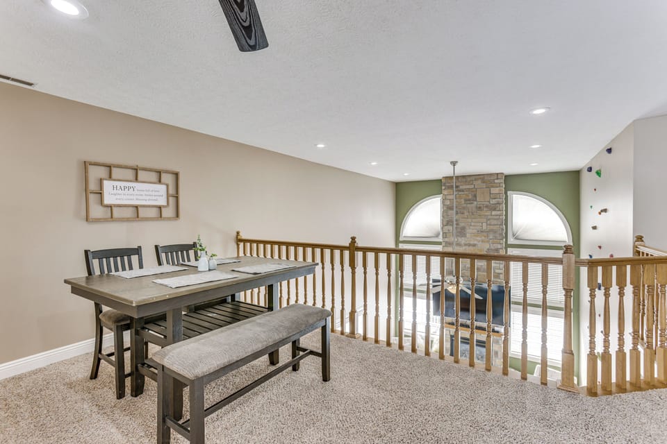 Loft Dining Area | 2nd Floor