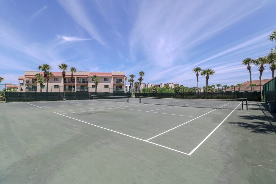 St. Augustine Beach Rentals Tennis Court