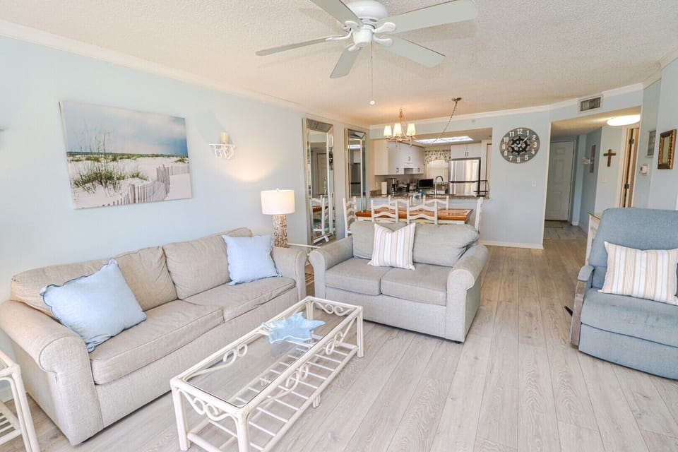 St. Augustine Beach Rentals Living Room