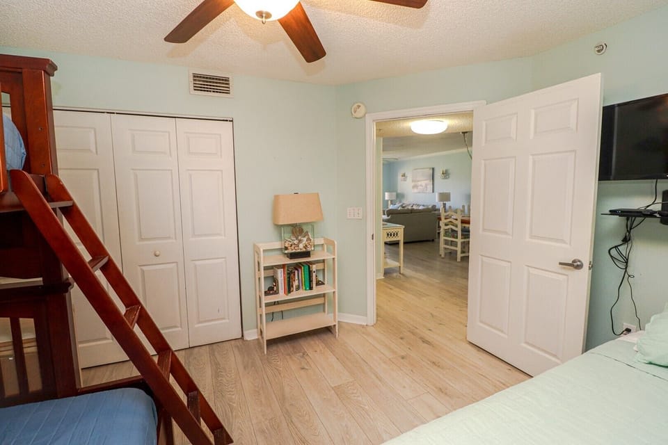St. Augustine Beach Rentals Guest Bedroom