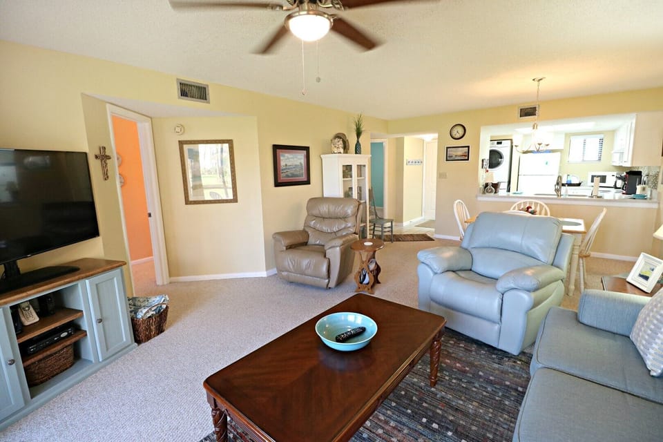 St. Augustine Beach Vacation Rentals Living Room