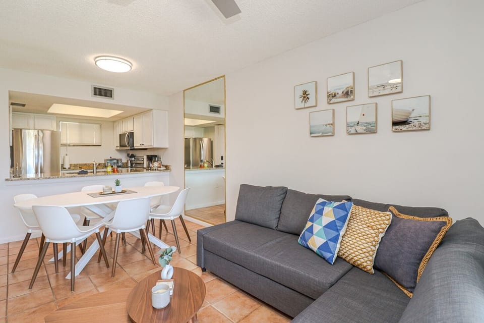 St. Augustine Beach Rentals Living Room