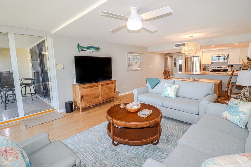 St. Augustine Beach Rentals Living Room