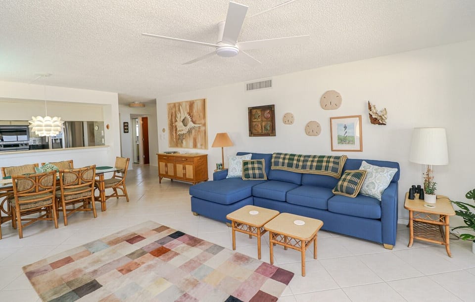 St. Augustine Beach Rentals Living Room