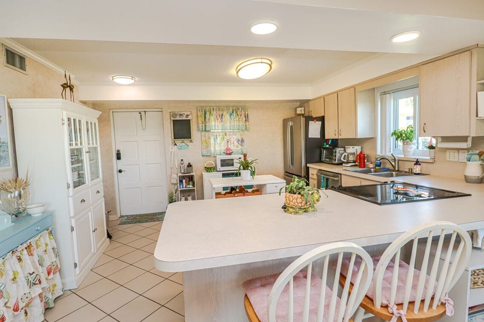 Spanish Trace Vacation Rental Kitchen
