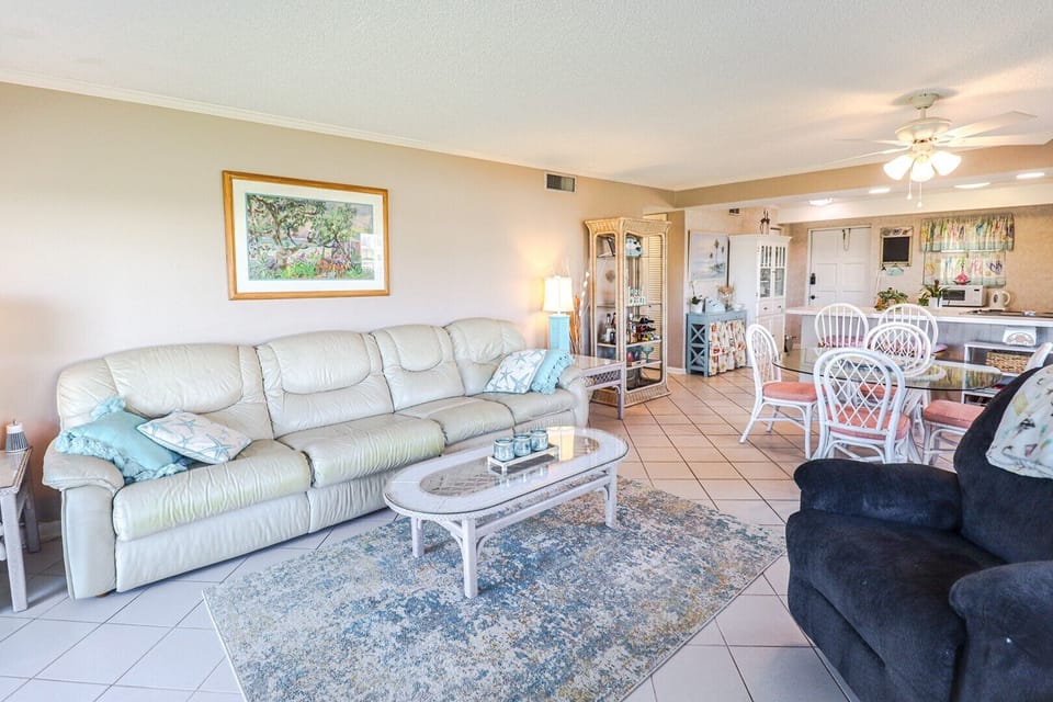 Spanish Trace Vacation Rental Living Room
