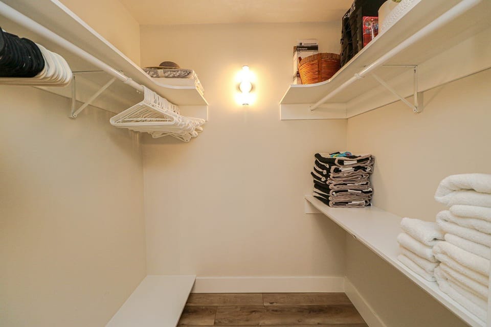 St. Augustine Beach Rentals Master Closet