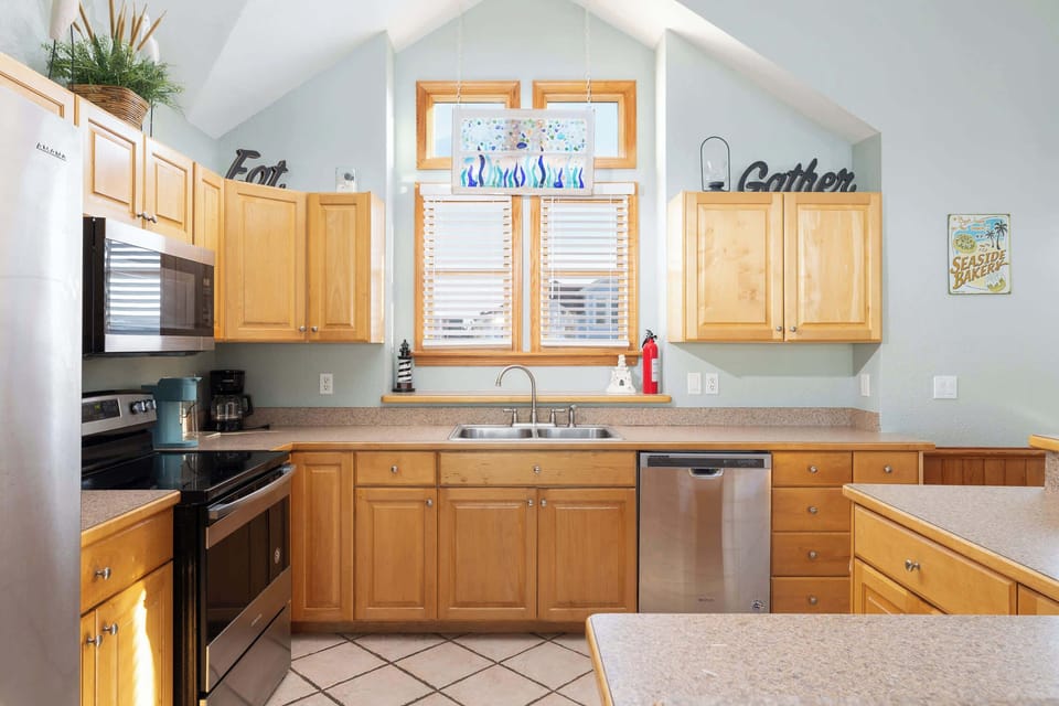 Fully stocked kitchen