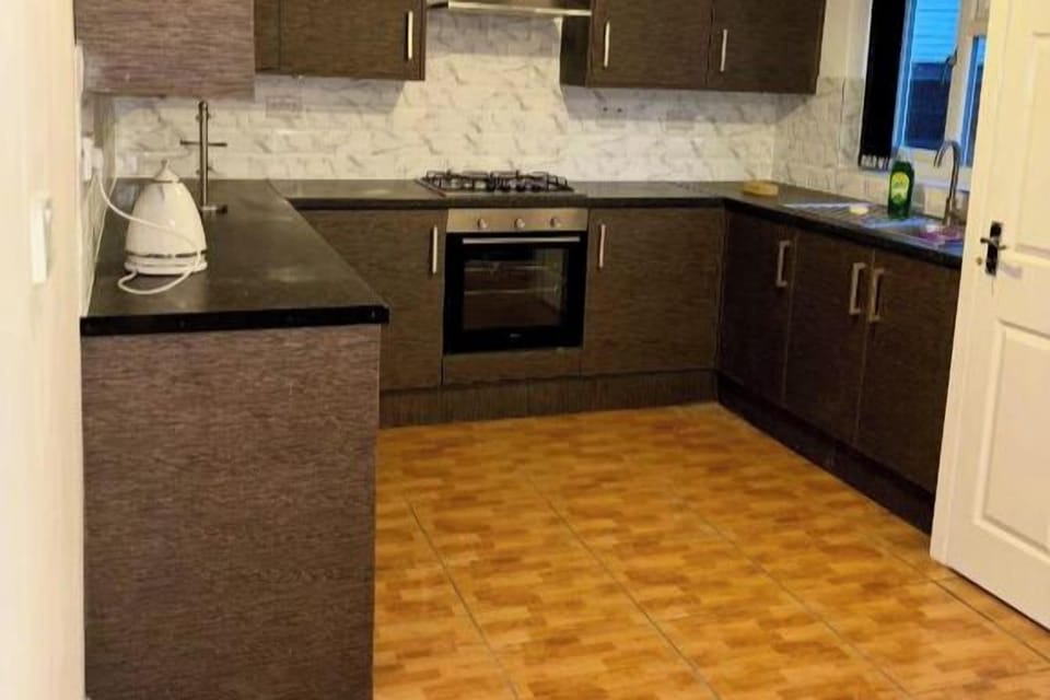 The Shared Kitchen