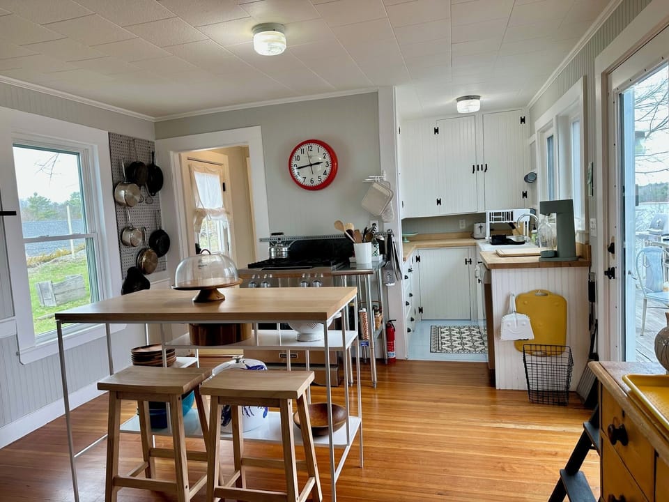 Kitchen Area-