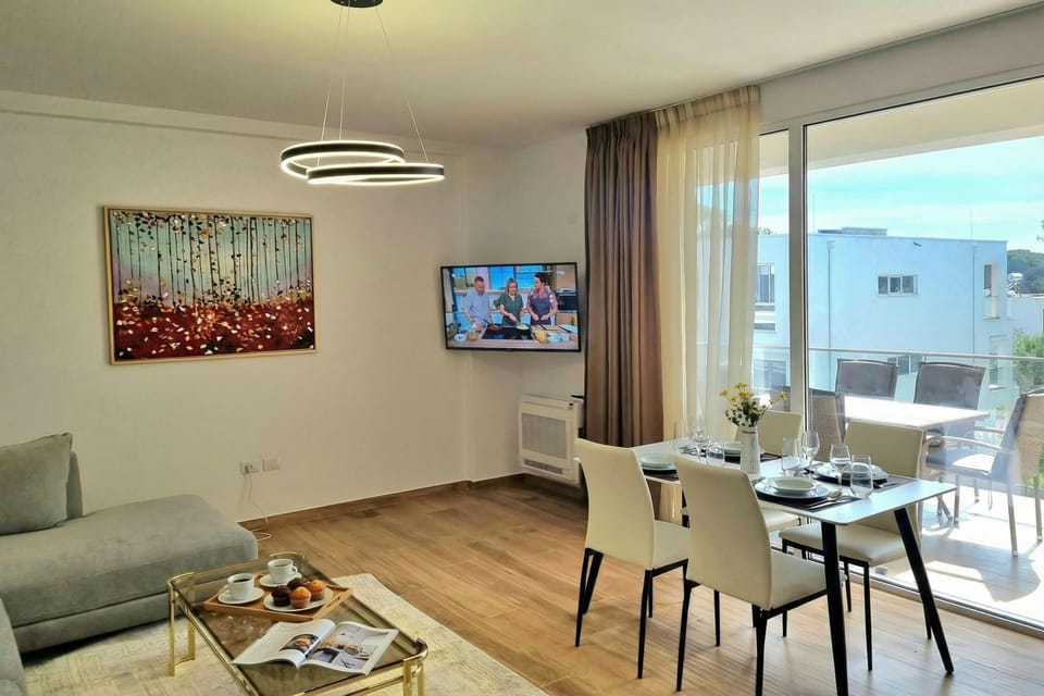 Living and dining room