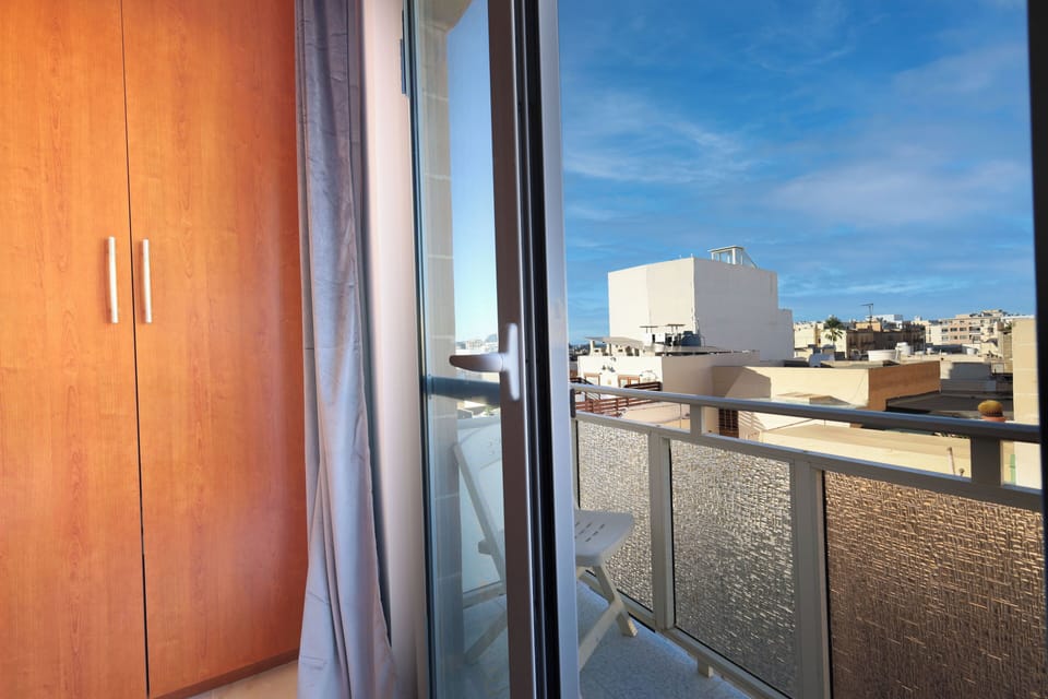 Apartment, City View | Interior