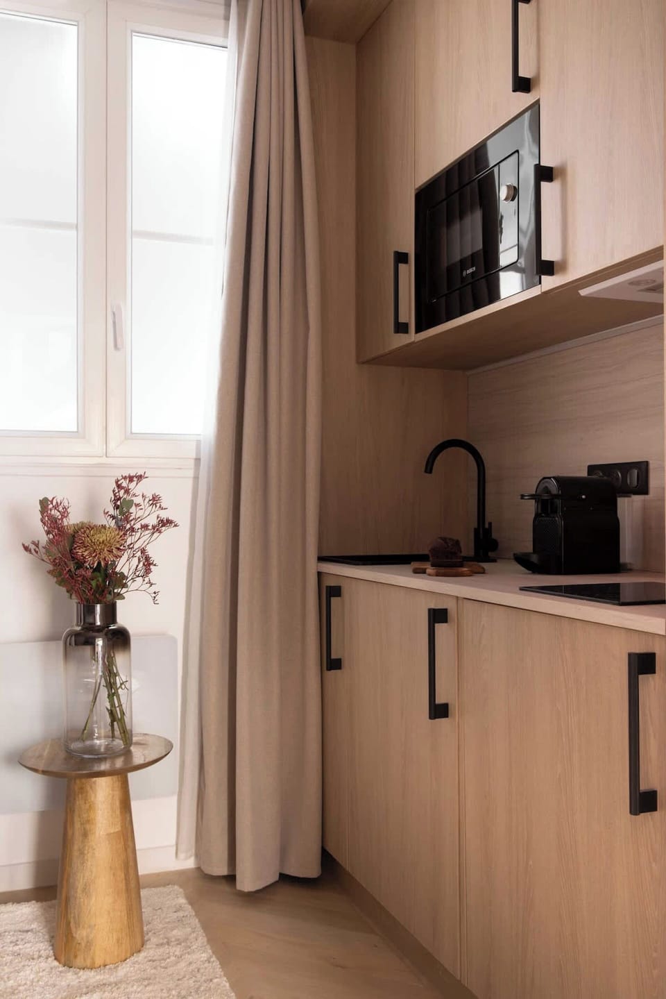 House | Private kitchen | Coffee/tea maker, fridge, microwave, stovetop