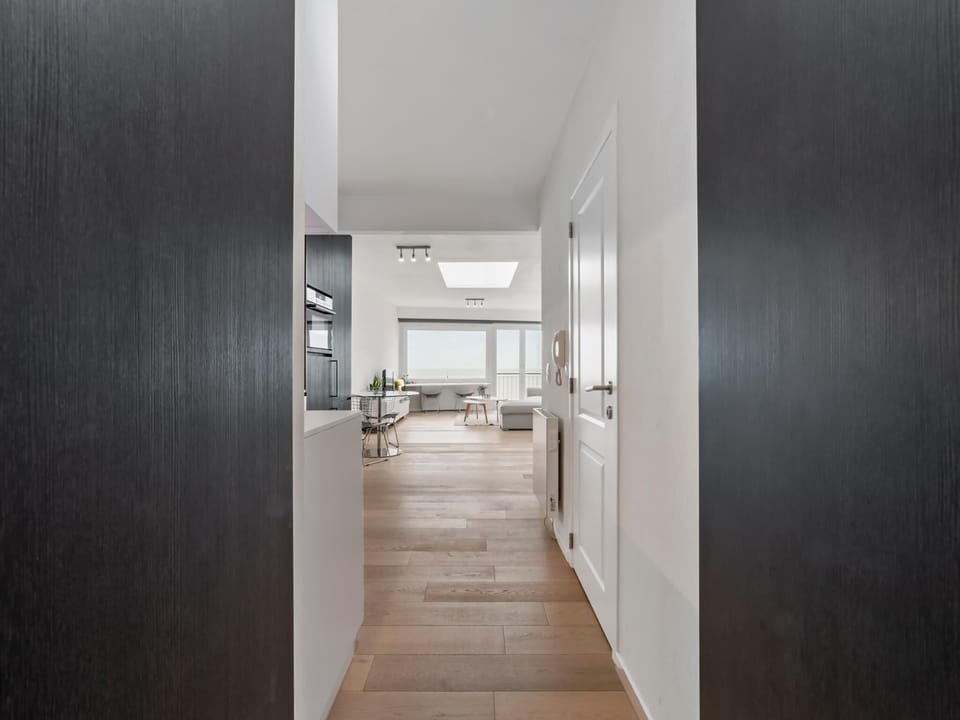 Entrance / Reception