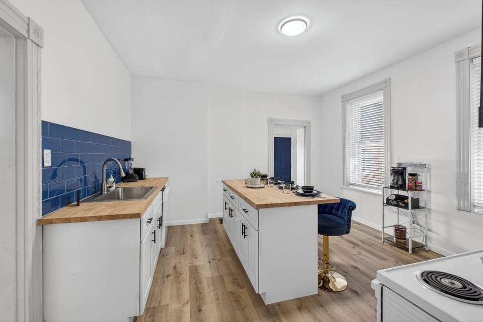 Comfort House | Private kitchen | Espresso maker, coffee/tea maker, electric kettle