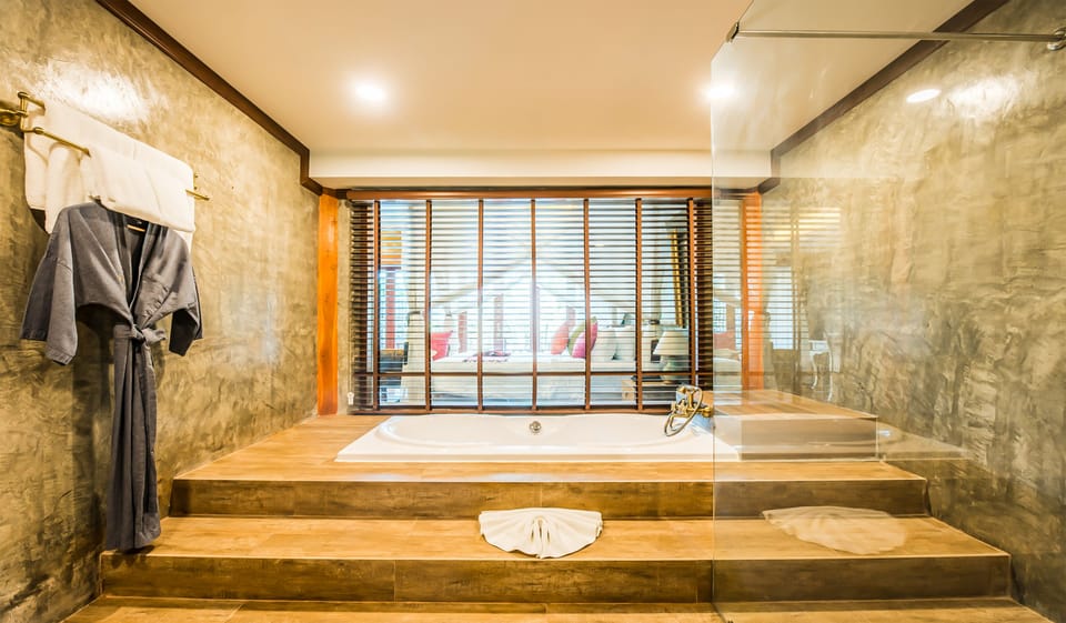 Chaya Pool Access | Bathroom | Separate tub and shower, deep soaking tub, free toiletries, hair dryer