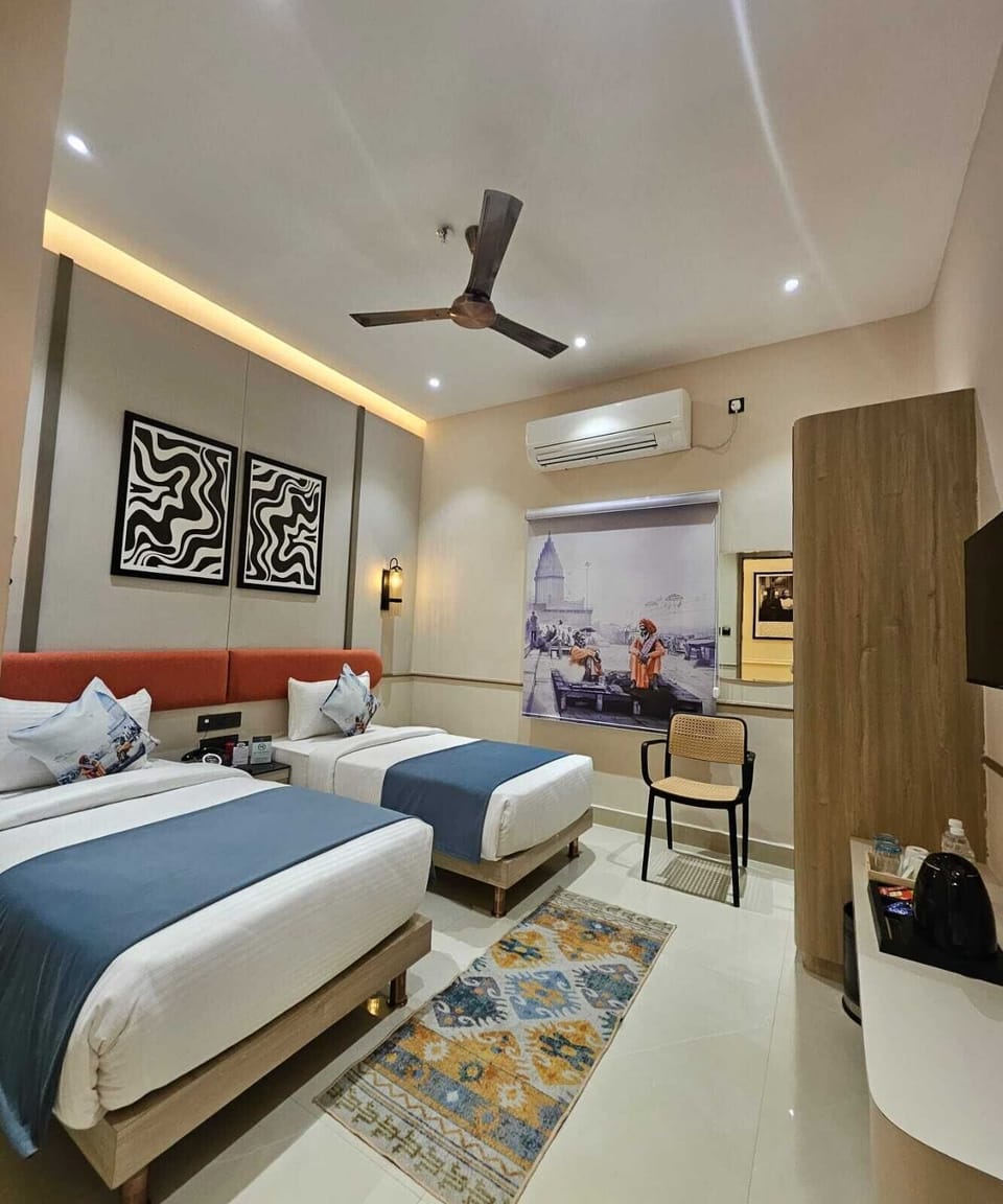 Superior Double or Twin Room | In-room safe, individually decorated, soundproofing, iron/ironing board