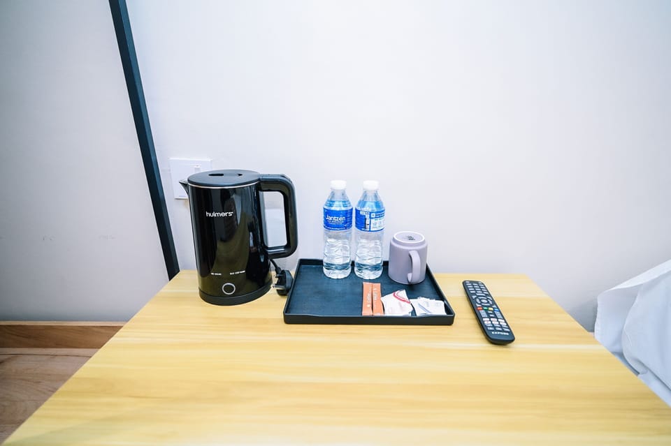 Deluxe Single Room | Coffee and/or coffee maker