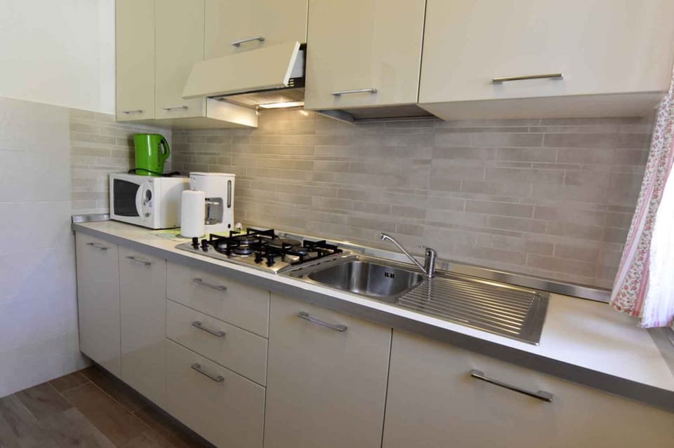 Apartment, 2 Bedrooms, Patio, Garden View | Interior