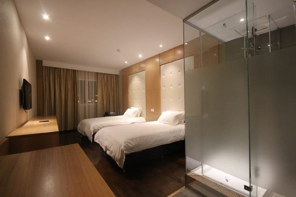 Minibar, in-room safe, desk, blackout drapes