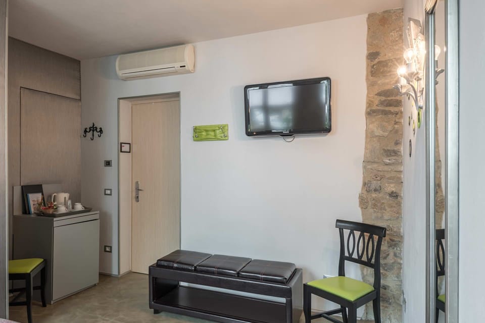 Accommodation