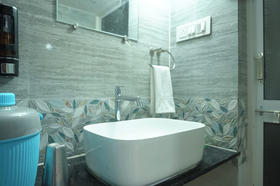Deluxe Cottage, Garden View | Bathroom
