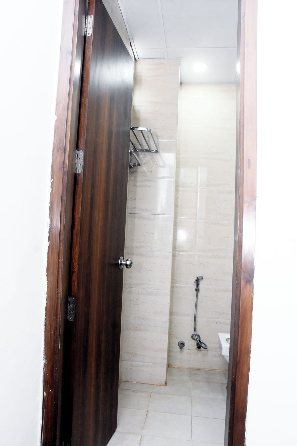 Executive Double Room, City View | Bathroom | Shower, free toiletries, slippers, soap