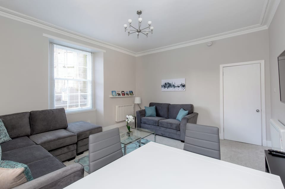 Apartment | Living area | 24-inch Smart TV with digital channels
