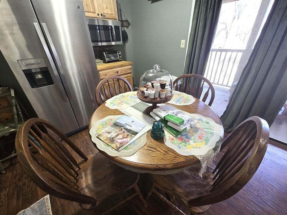 Kitchen table fit for 4!
