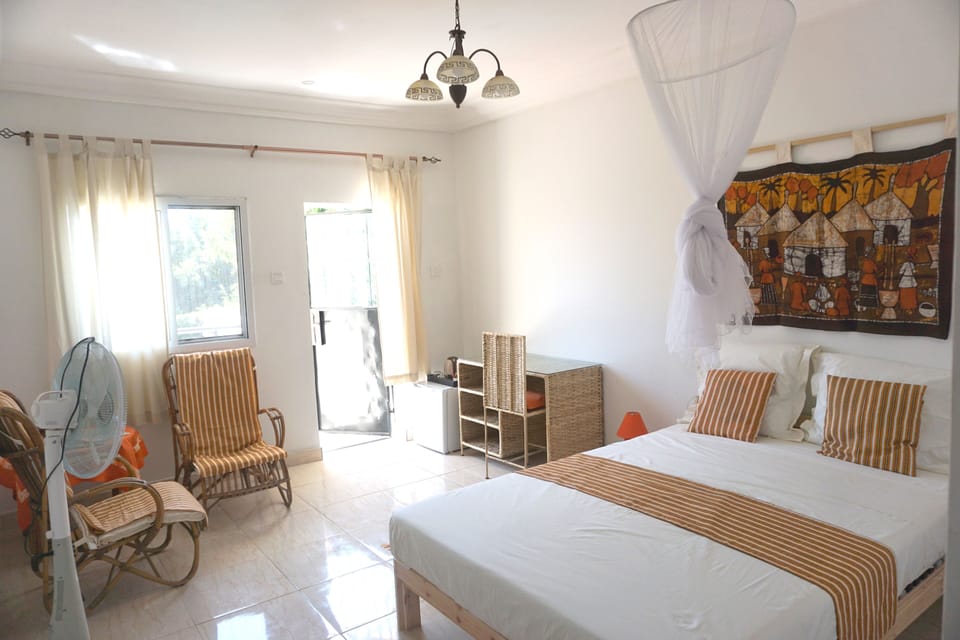 Standard Double Room, 1 Double Bed, Private Bathroom, Poolside | Individually decorated, individually furnished, laptop workspace