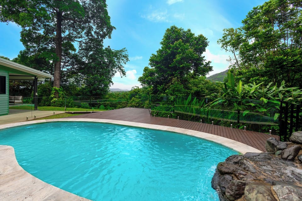 House | 4 bedrooms, high-speed internet