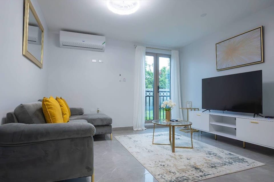 Apartment, 1 Bedroom | Living room