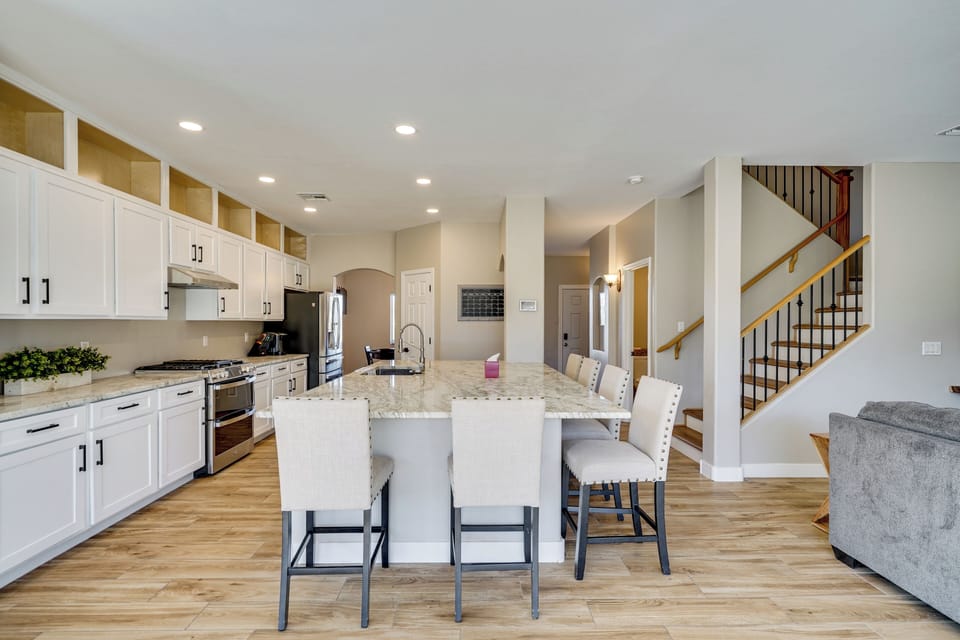 House (4 Bedrooms) | Interior