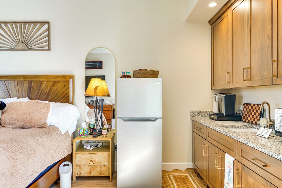 Apartment (0 Bedroom) | Interior