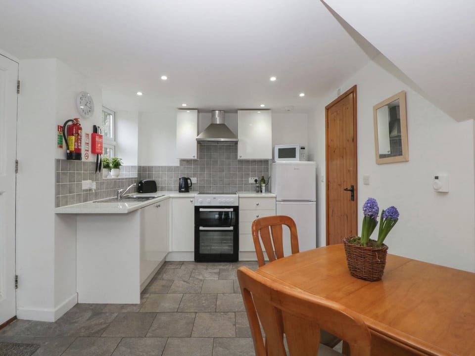Fridge, microwave, toaster, cookware/dishes/utensils