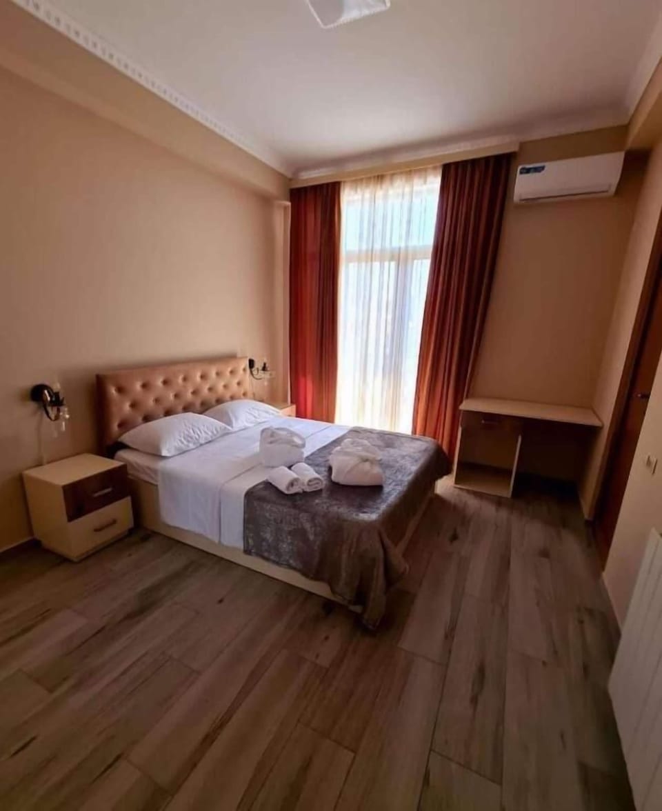 In-room safe, desk, soundproofing, iron/ironing board