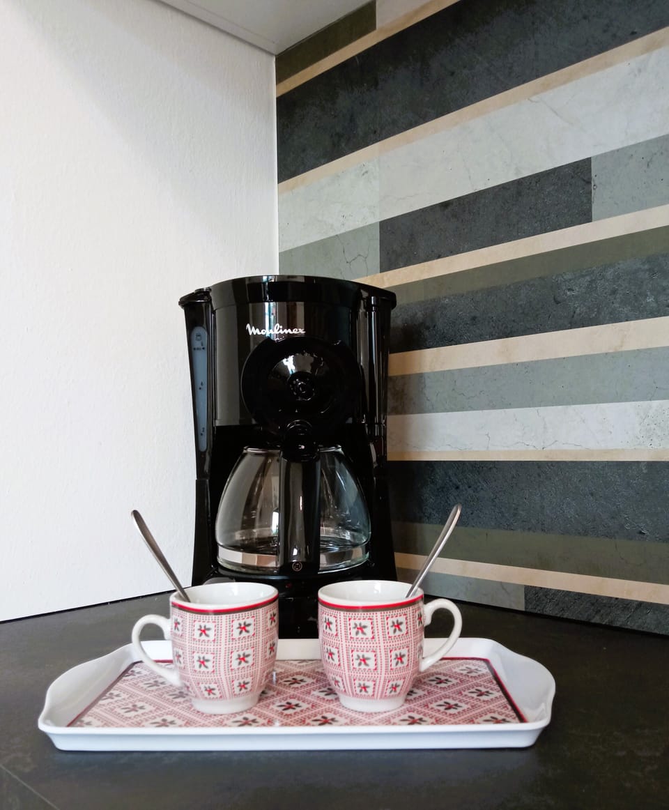 Apartment, 1 Bedroom, Smoking, Balcony | Coffee and/or coffee maker