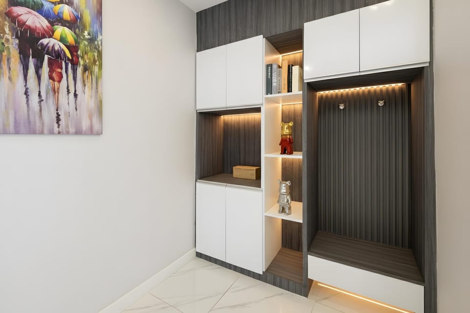 Deluxe Villa, City View | Interior