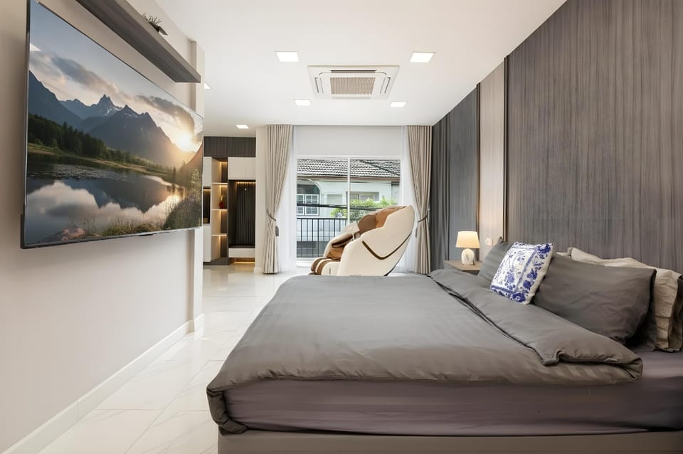 Deluxe Villa, City View | Premium bedding, Select Comfort beds, individually decorated