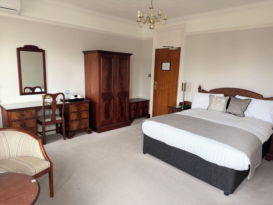 In-room safe, desk, laptop workspace, iron/ironing board