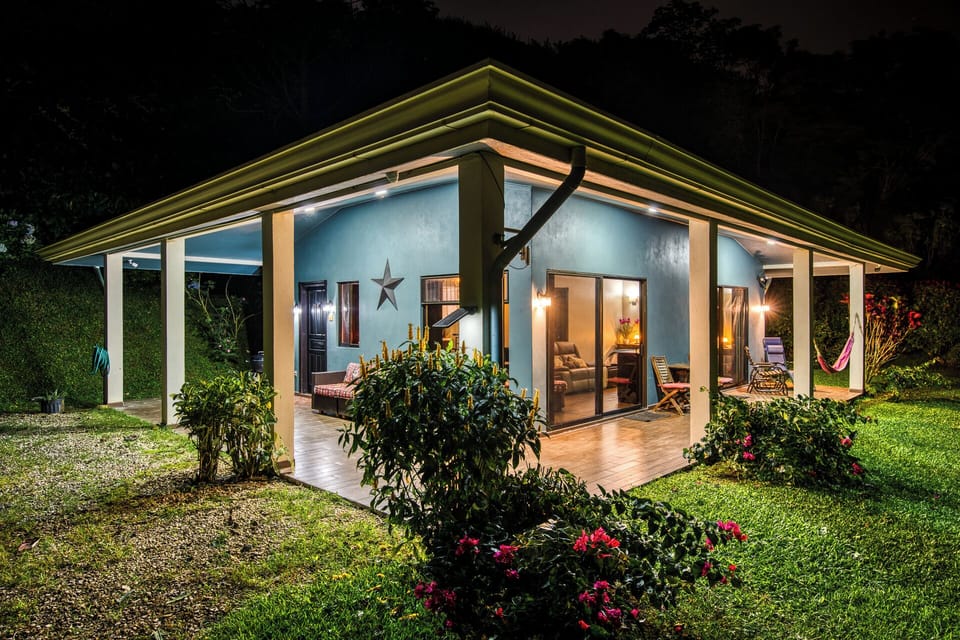 Stunning View: Watch sunsets over Arenal Volcano from your private patio paradise!