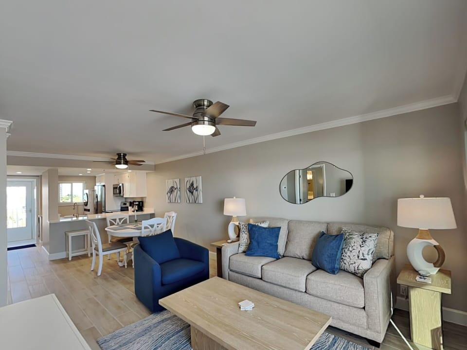 Open and Inviting Floor Plan