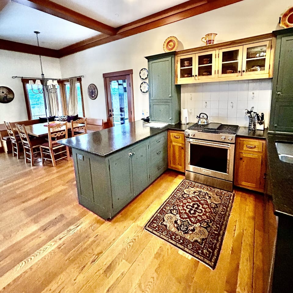 Kitchen/Dining